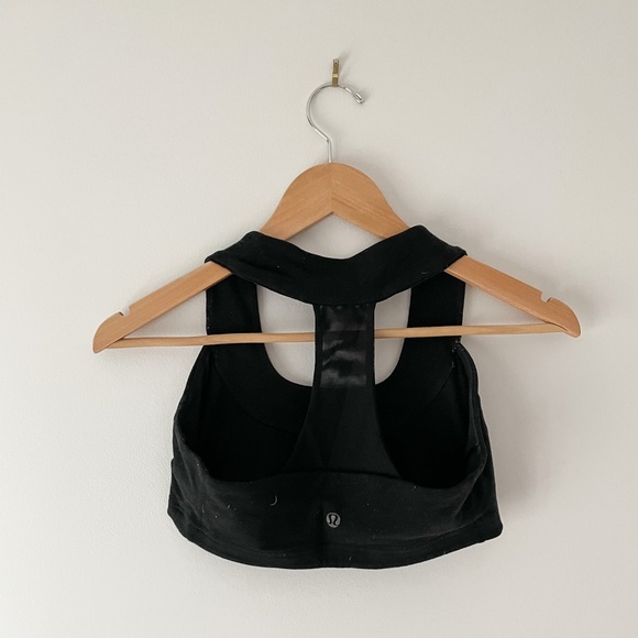 lululemon athletica // Scoop Neck Bra in Black - Picture 2 of 2